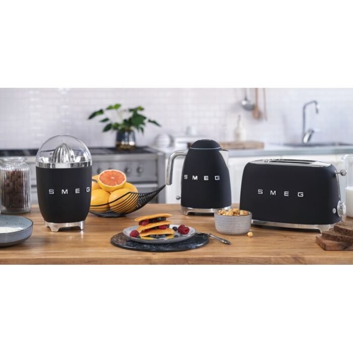 Smeg Kettle KLF03BLMEU Siyah Paslanmaz Çelik 2400 W - Görsel 8