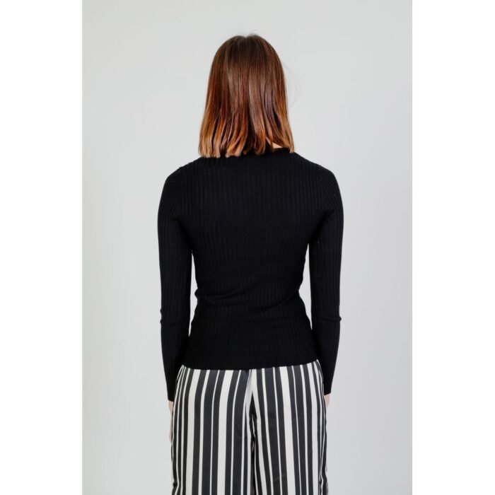 Sadece Siyah Viskon Spor Üst - Görsel 3