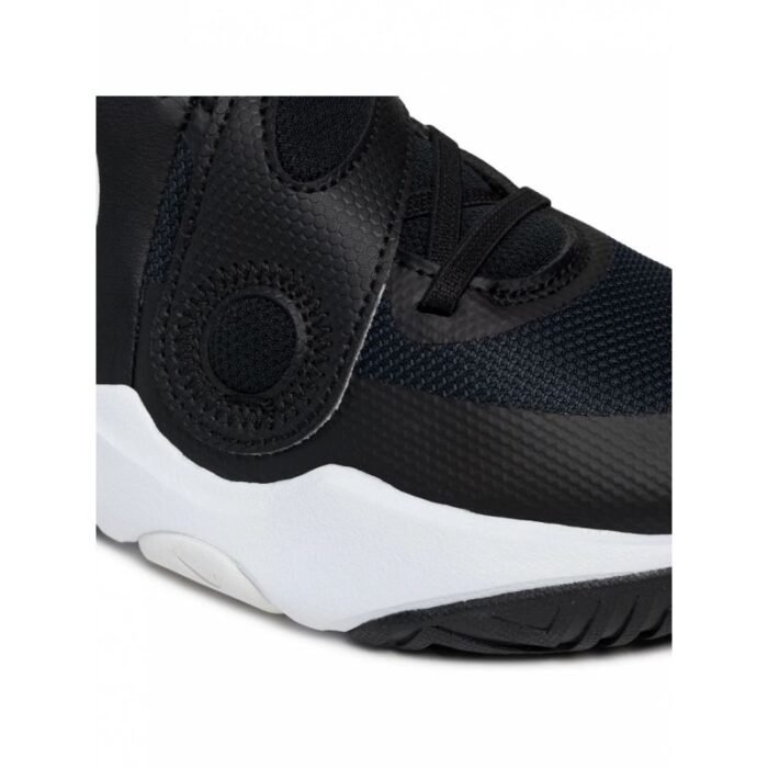 Nike Team Hustle D 5