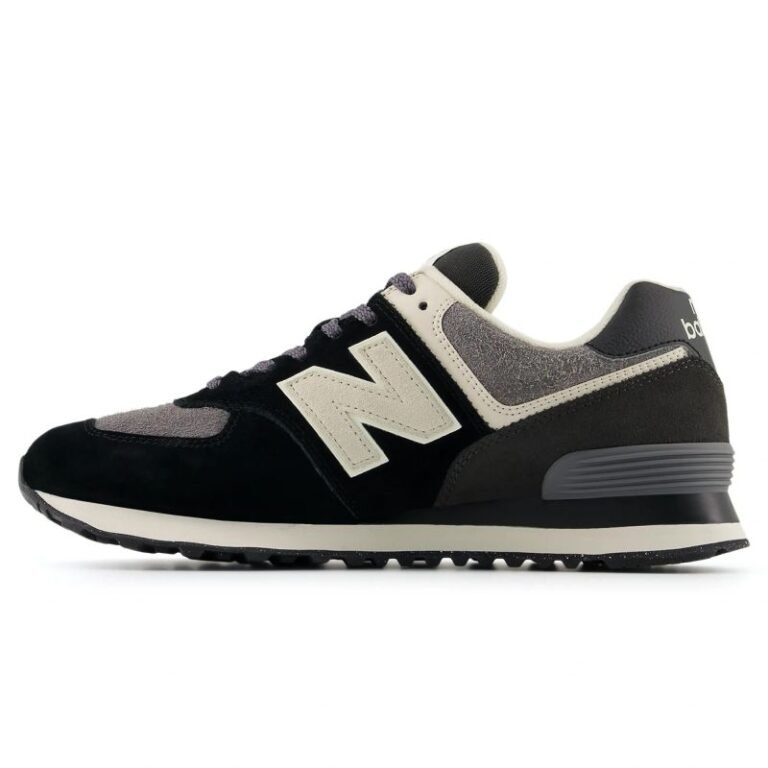 New Balance U574 lifestyle