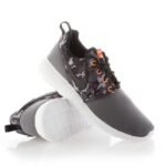 Nike Roshe One Print Jr 677782-004 Ayakkabı - Görsel 2