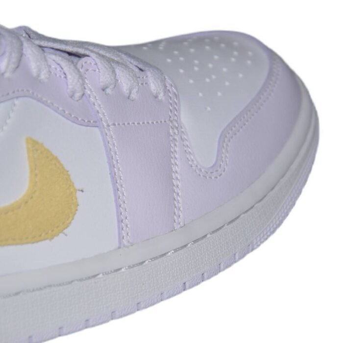 Air Jordan 1 Low