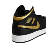 Air Jordan 1 Mid Junior (GS) Basketbol Ayakkabısı Siyah/Metalik Altın - DQ8423-071 - Görsel 6