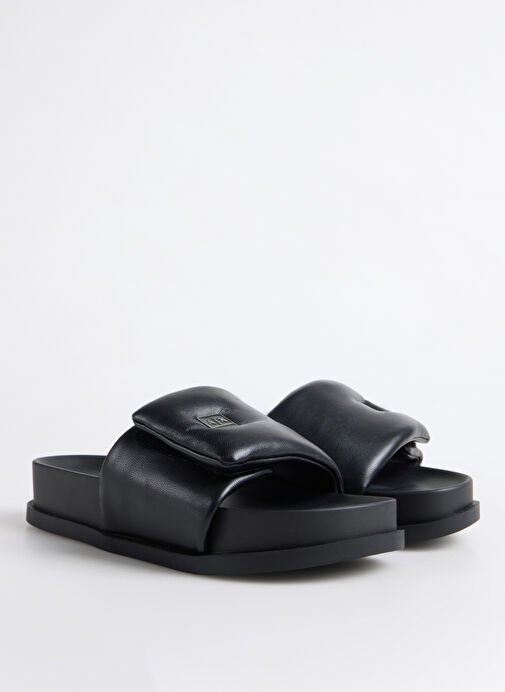 Armani Exchange Siyah Kadın 2