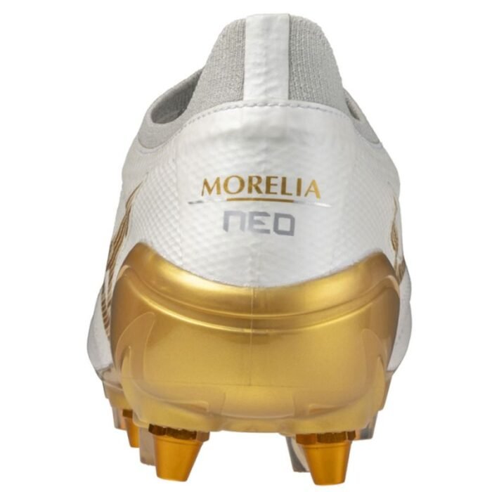 Mizuno Morelia Neo IV