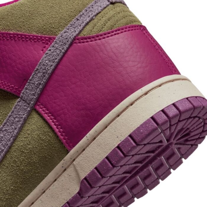 Nike Dunk High W