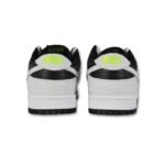 Nike Dunk Low Reverse Panda Volt Erkek Ayakkabıları - FD9756-001 - Görsel 4