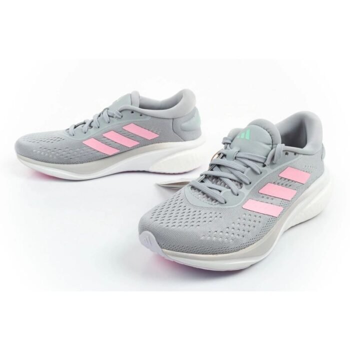 Adidas bayan spor ayakkabıları