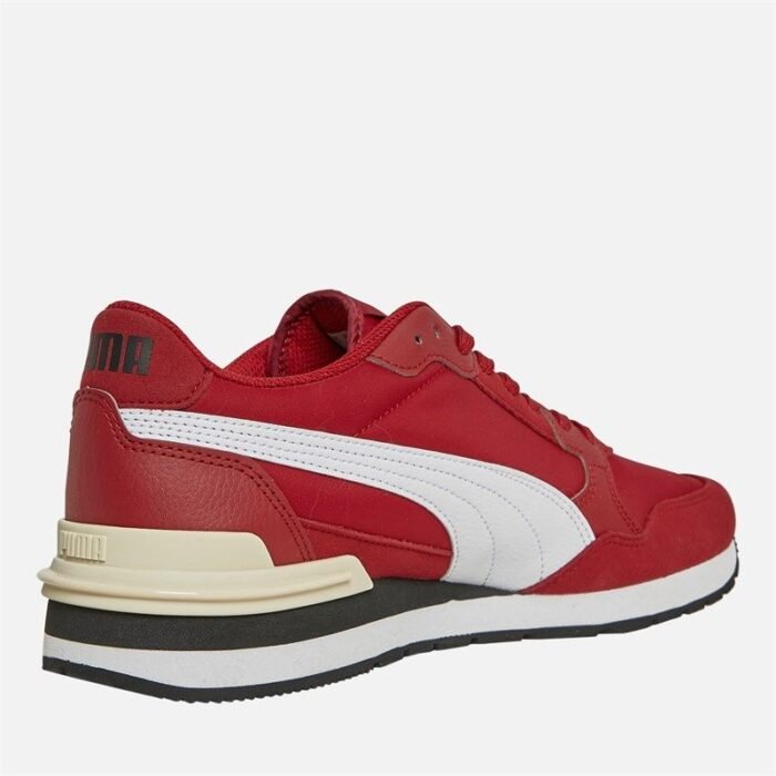 Puma ST Runner v4