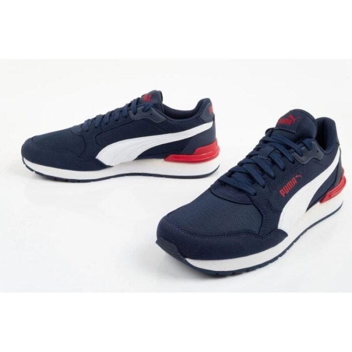 Puma ST Runner v4