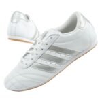 Adidas bayan spor ayakkabıları
