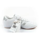 Adidas bayan spor ayakkabıları