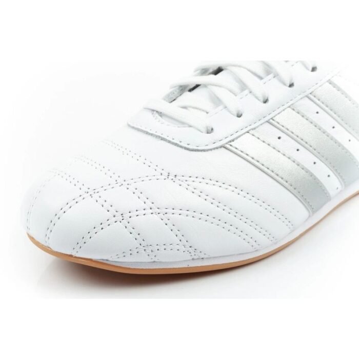 Adidas bayan spor ayakkabıları