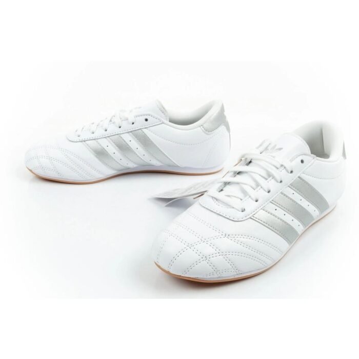 Adidas bayan spor ayakkabıları