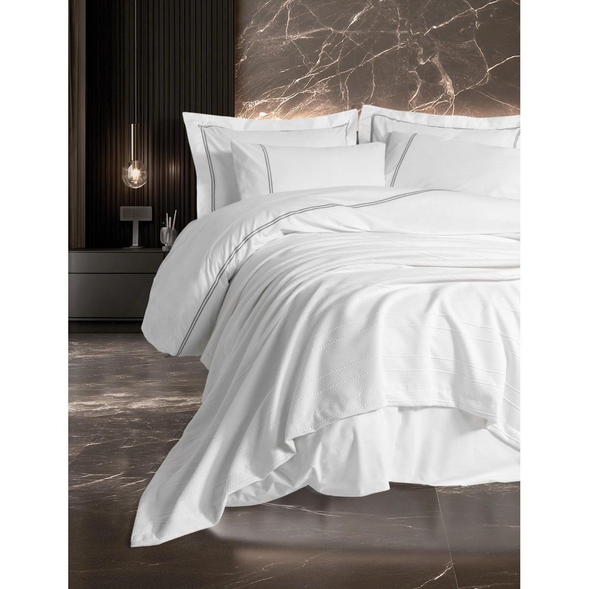 70efad7a2ecfe252651f-0 Cotton Box Classic Çeyizlik Çift Kişilik Pikeli Nevresim Takımı Mehveş Beyaz - Görsel 1