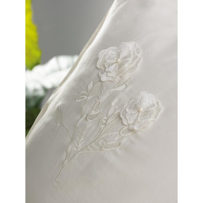 Cotton Box 3d Nakışlı Saten Çift Kişilik Nevresim Takımı Pure Ekru - Görsel 3