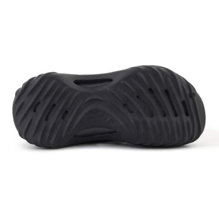 CROCS ECHO WAVE CLOG
