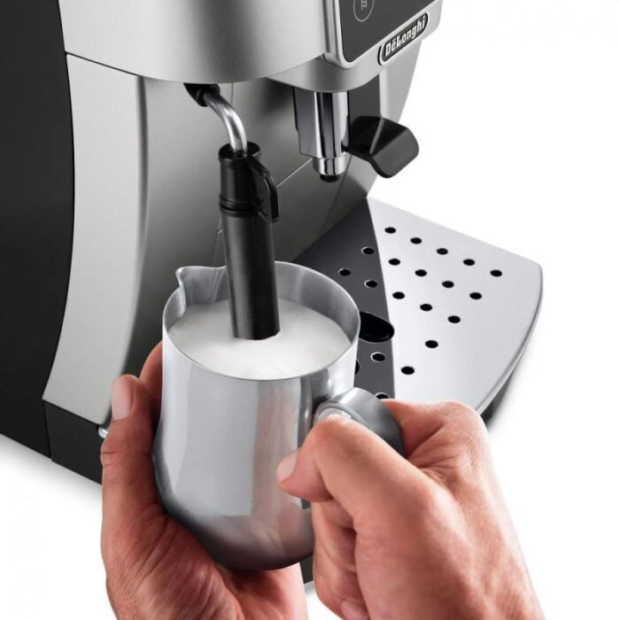DeLonghi ECAM 220.30.SB Espresso