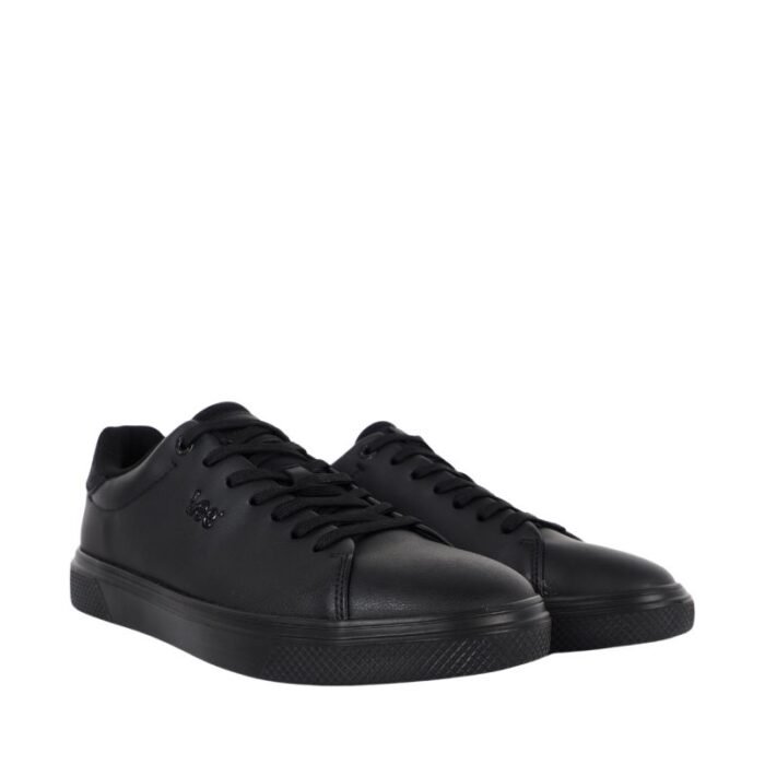Lee Brett low M