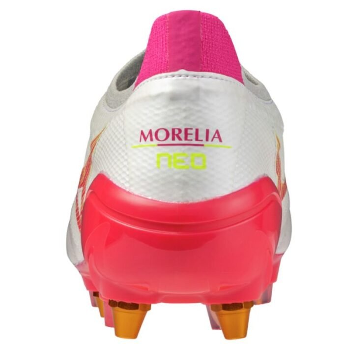 Mizuno Morelia Neo IV