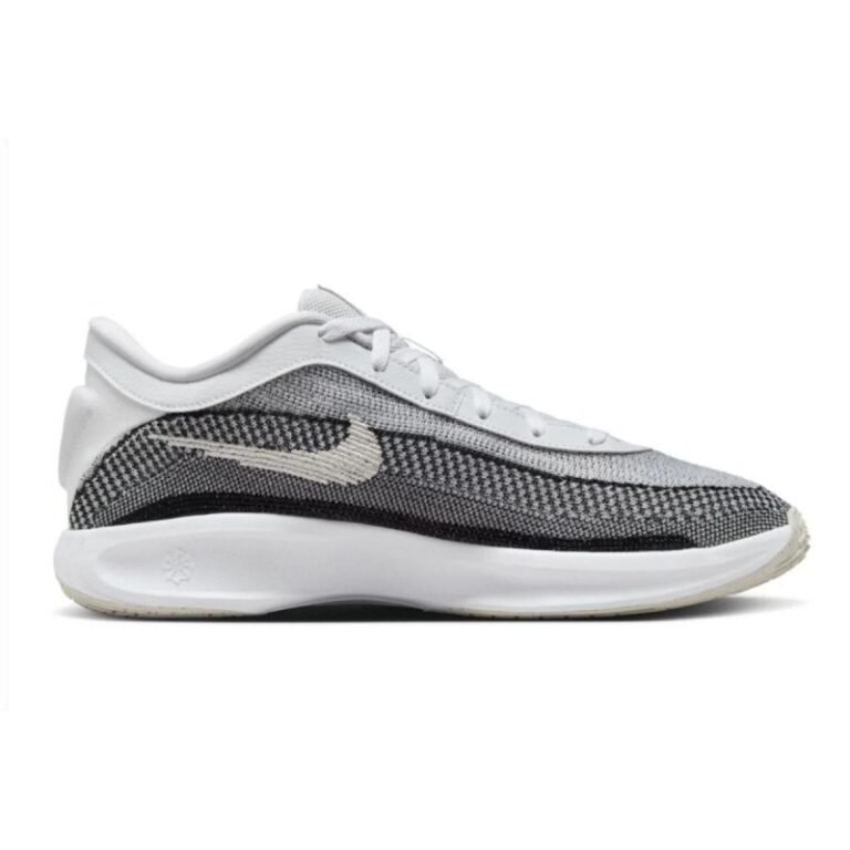 Nike GT Hustle Academy