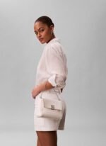 Calvin Klein Beyaz Kadın Çapraz Çanta LV04F3511G4LX - Görsel 3