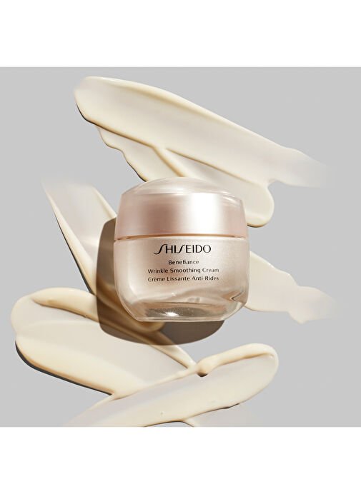 Shiseido Benefiance Wrinkle Smoothing 2