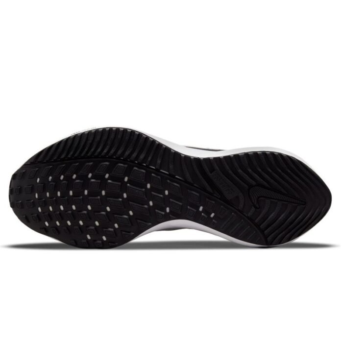 Nike Air Zoom Vomero 16 M DA7245-001 Koşu Ayakkabısı - Görsel 3