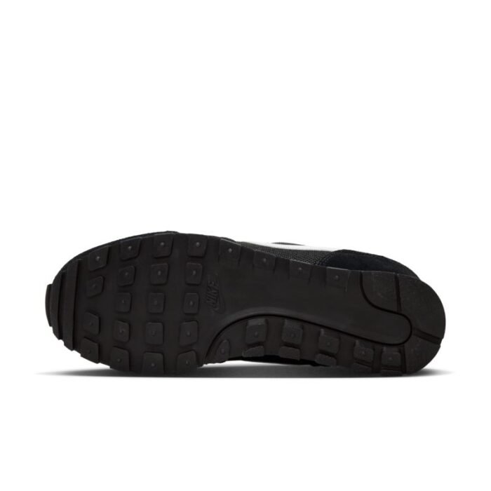 Nike MD Runner 2 ayakkabılar 749869-018 - Görsel 4