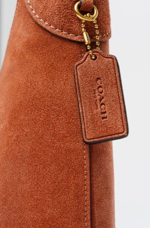 COACH Brooklyn 28 – 2