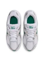 Nike Beyaz Kadın Koşu 4