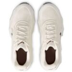 Nike Aura Edge HQ7025-105