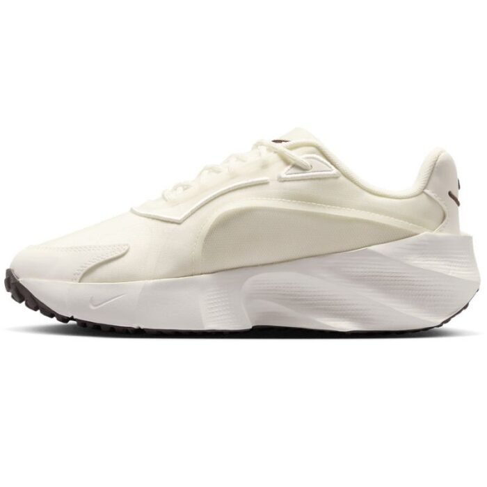 Nike Aura Edge HQ7025-105