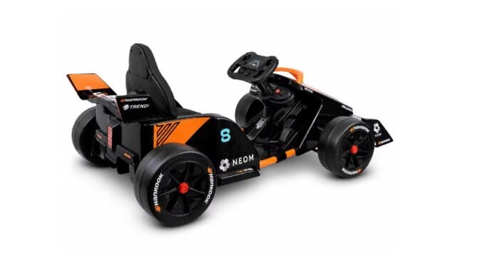 McLaren NEOM Formula E Lisanslı Çocuk Akülü Yarış Arabası - Görsel 4