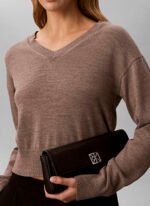 Calvin Klein Siyah Kadın Çapraz Çanta EMBLEM HW PEBBLE CLUTCH - Görsel 3
