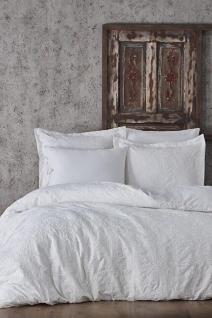 Ecocotton Novella Battal Boy Nevresim Takımı %100 Organik Pamuk Saten Brodeli Krem 240x220 Cm