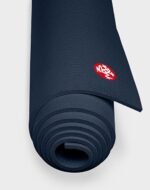Manduka PRO™ Mat Midnight 6mm Yoga Matı - 180cm - Görsel 4