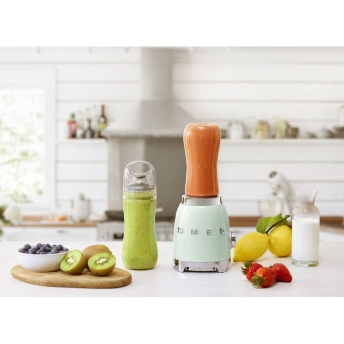 SMEG PBF01PGEU Spor Blender - Görsel 7