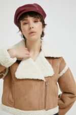 Abercrombie & Fitch Bej