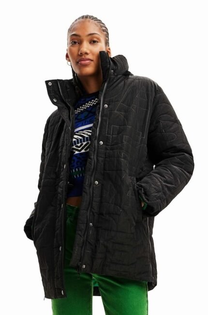 Desigual Siyah Geçiş Modeli