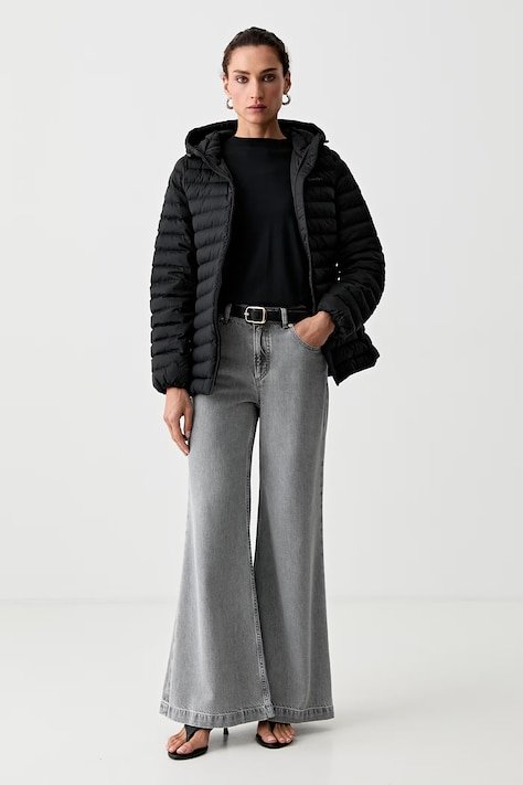 Calvin Klein Kadın Kısa