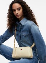 Tommy Hilfiger Bej Kadın Çapraz Çanta TJW SLOUCHY CITY CAMERA BAG - Görsel 2